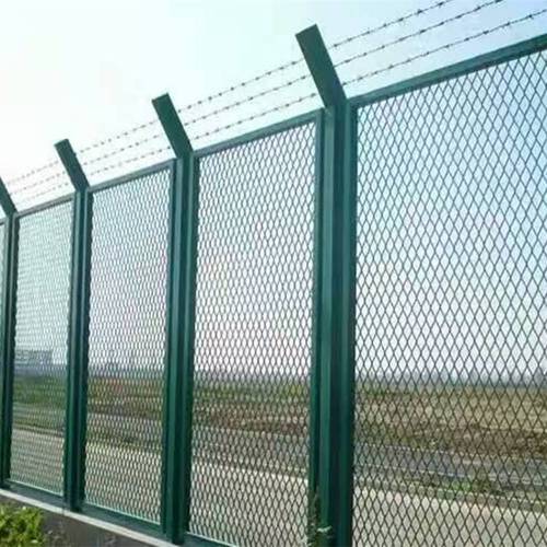 圈地铁丝护栏网 高速公路防护网 - 安平县超兴金属丝网制品有限公司